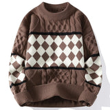 Elegant Argyle Patterned Sweater